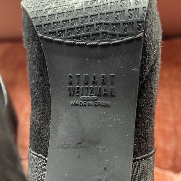 AUTHENTIC STUART WEITZMAN SUEDE HEELED BOOTIE Size 7M - Picture 7 of 8